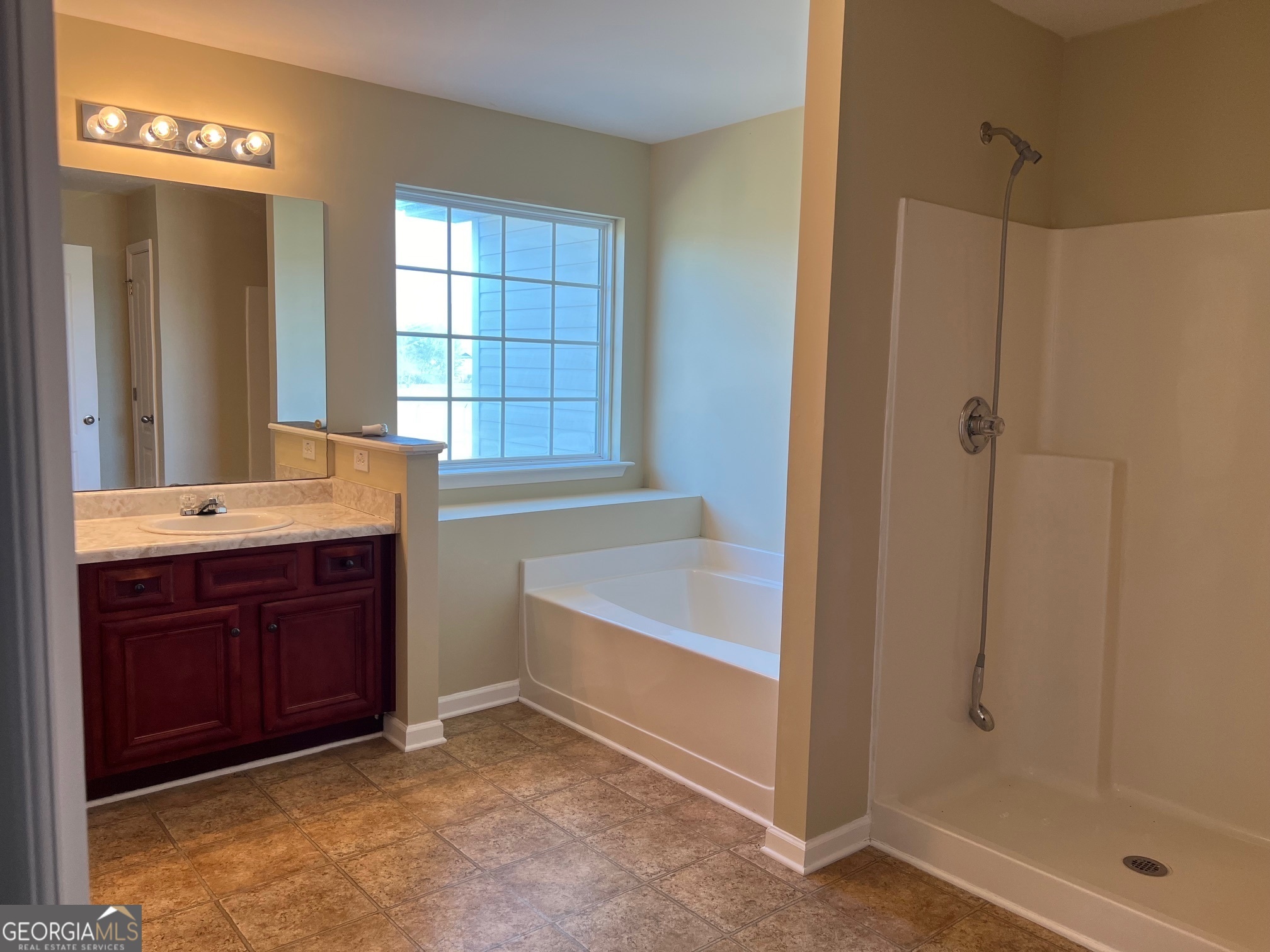 901 Broderick Circle Property Photo 18