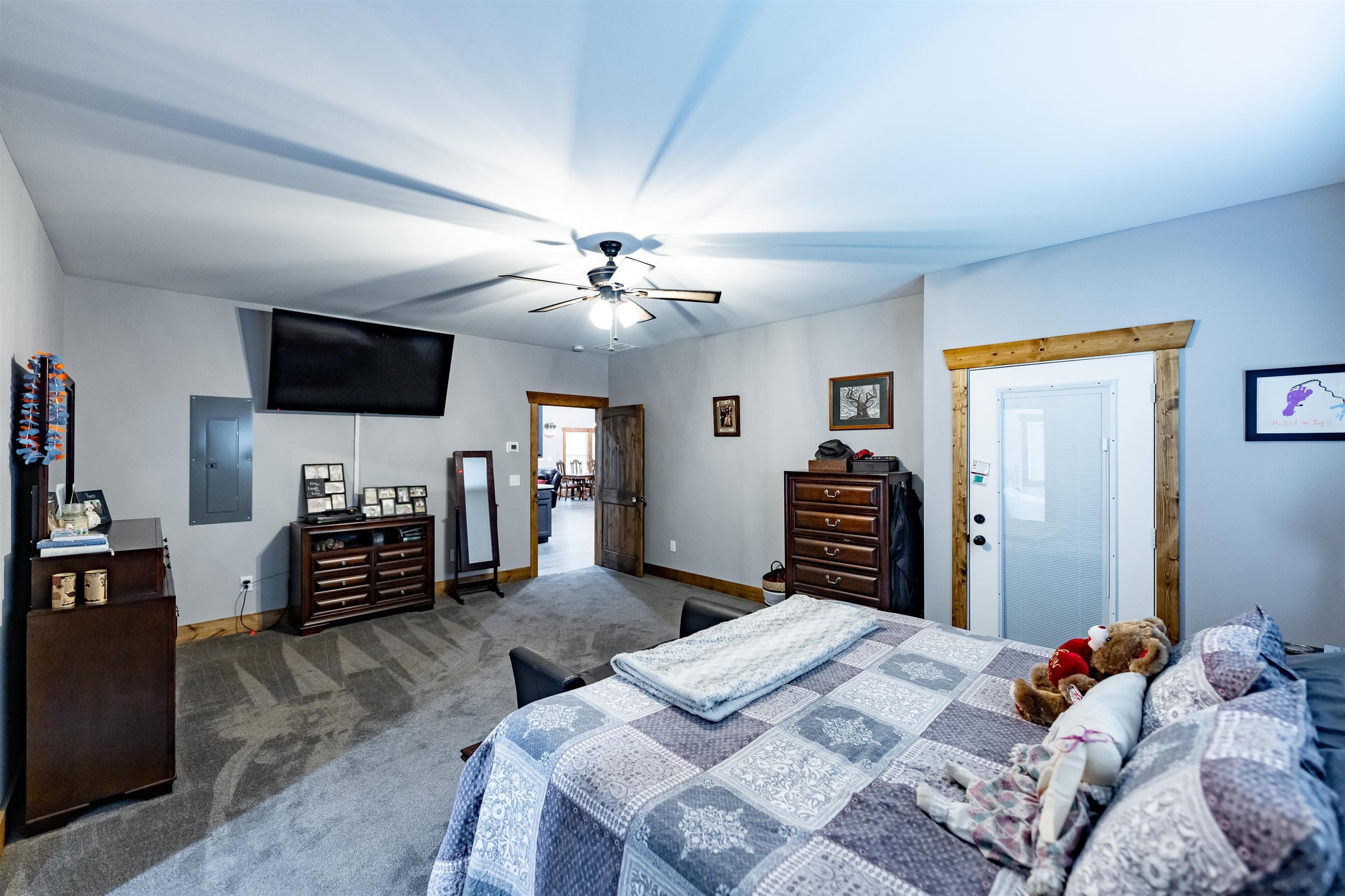 650 Goshen Road Property Photo 10