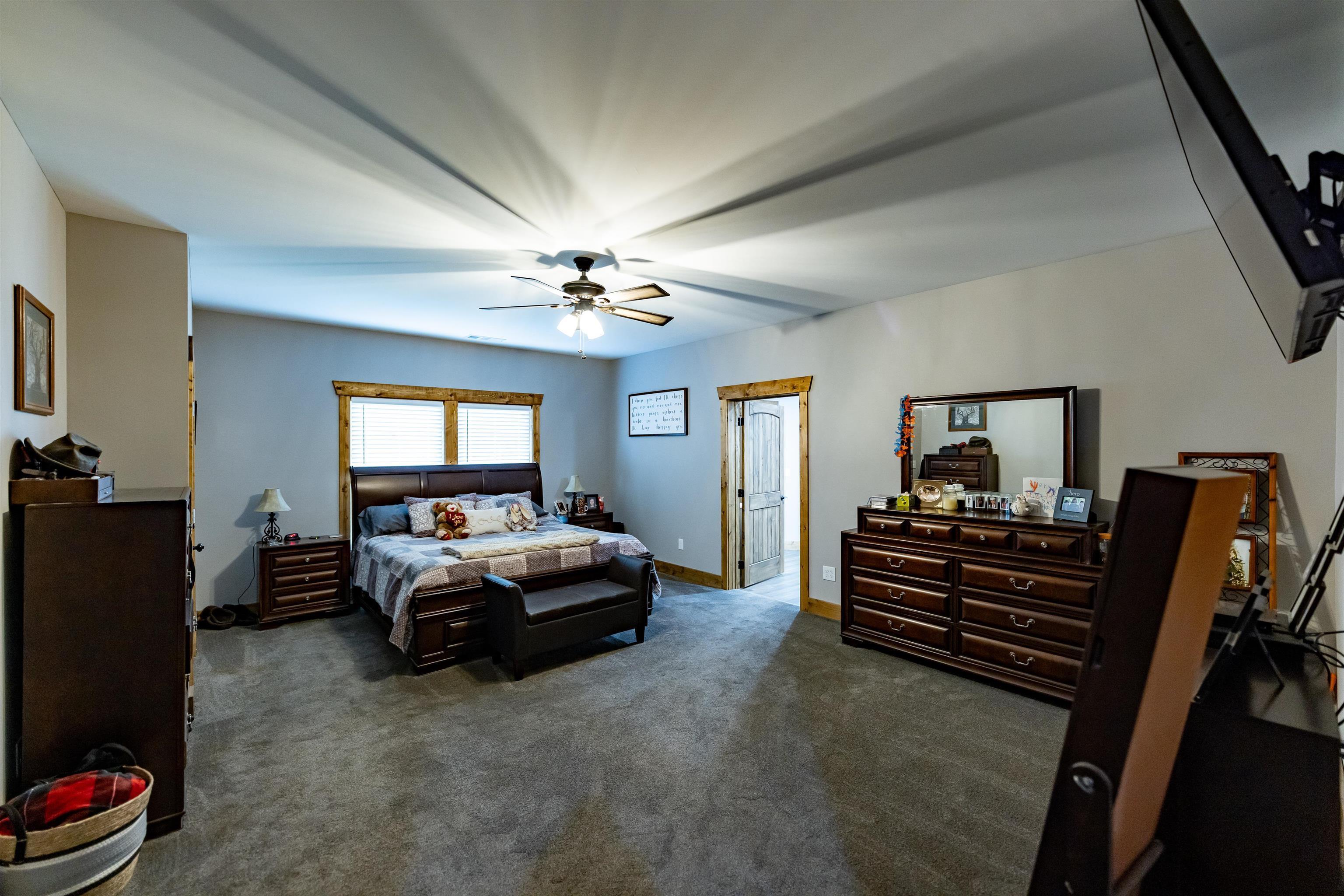 650 Goshen Road Property Photo 11