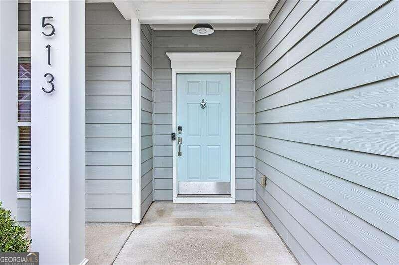 513 Mountain Crossing Property Photo 3
