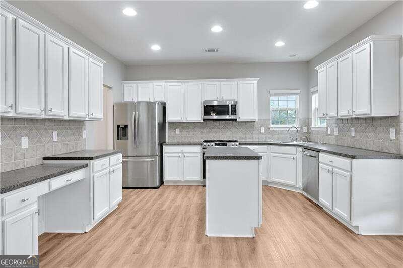 513 Mountain Crossing Property Photo 10