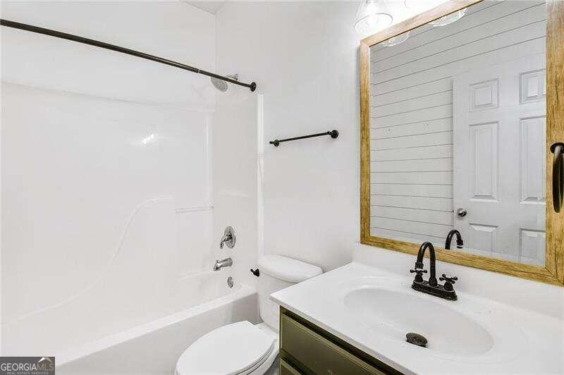 513 Mountain Crossing Property Photo 16