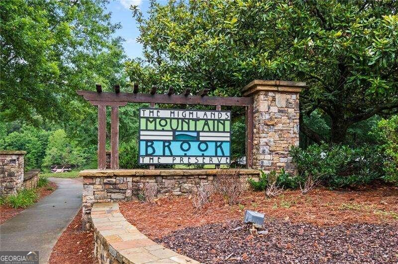 513 Mountain Crossing Property Photo 26