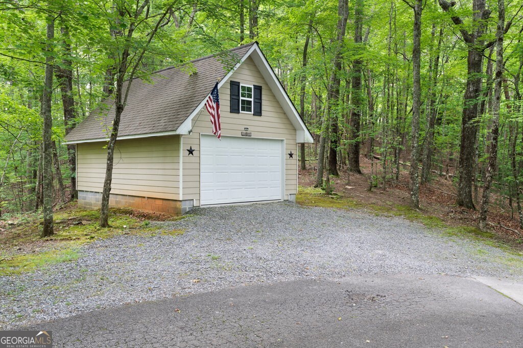 344 Cascade Lane Property Photo 4