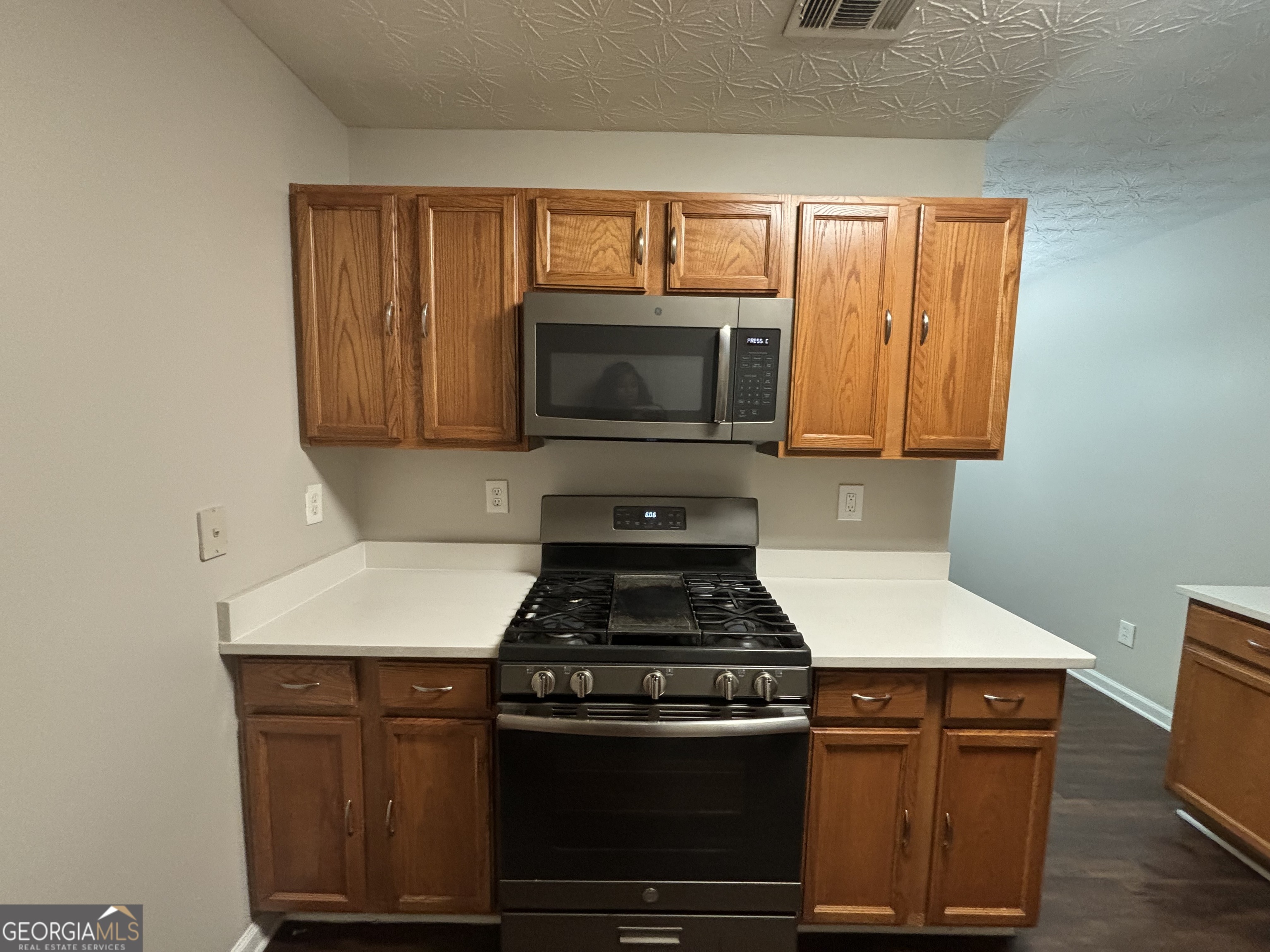 208 Rankin Circle Property Photo 7