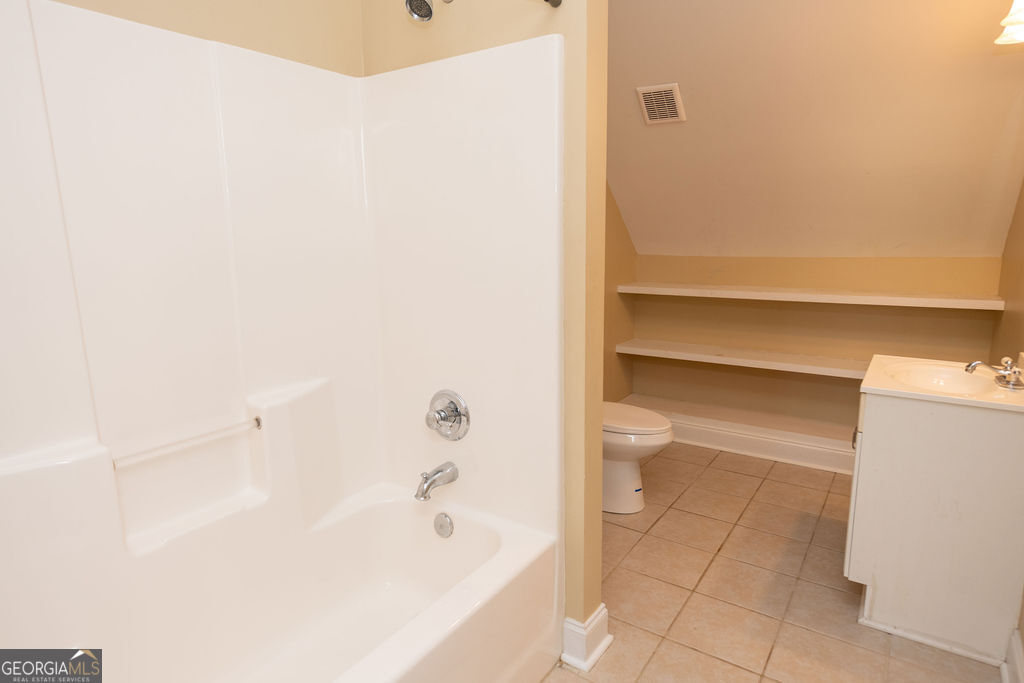 942 Highland Terrace Property Photo 33