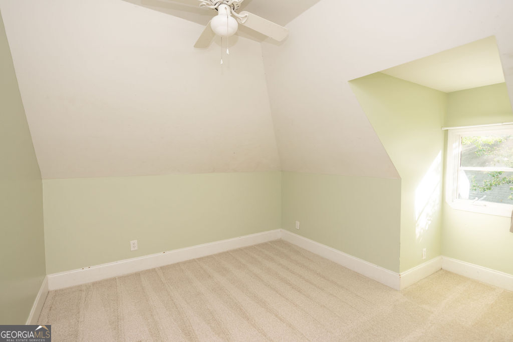 942 Highland Terrace Property Photo 39