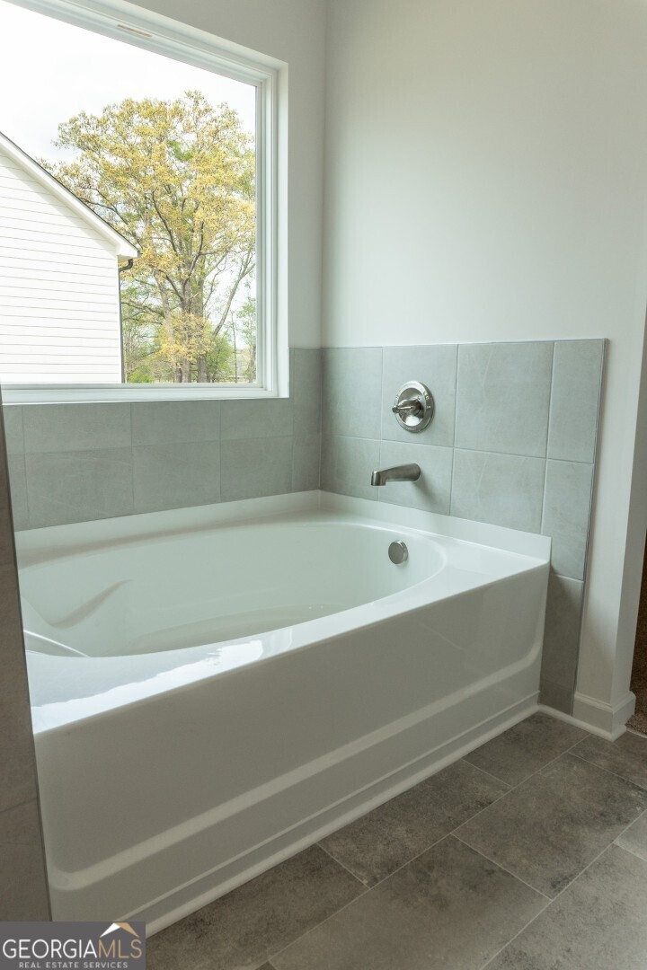 89 Hampton Ridge Way Property Photo 38