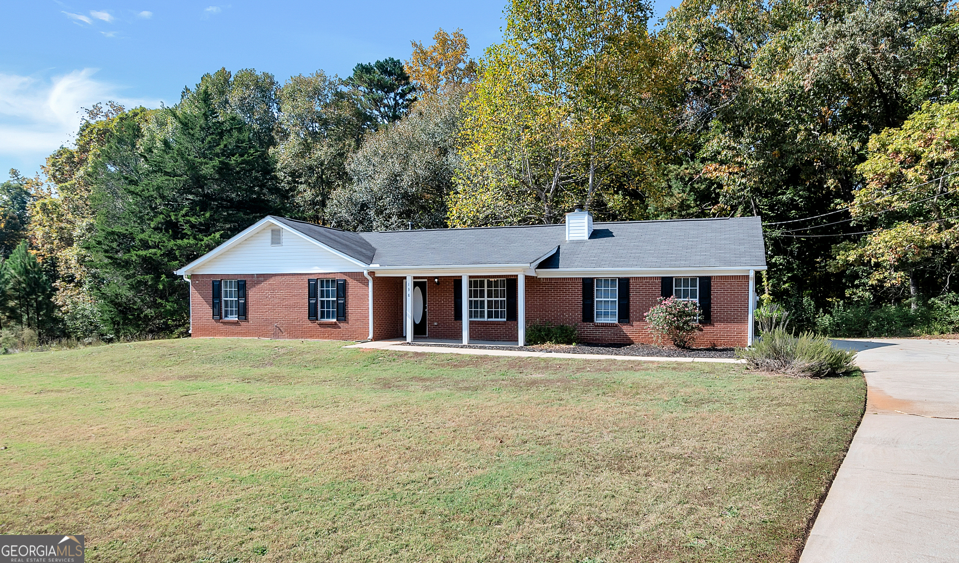 138 Michelle Drive Property Photo 2