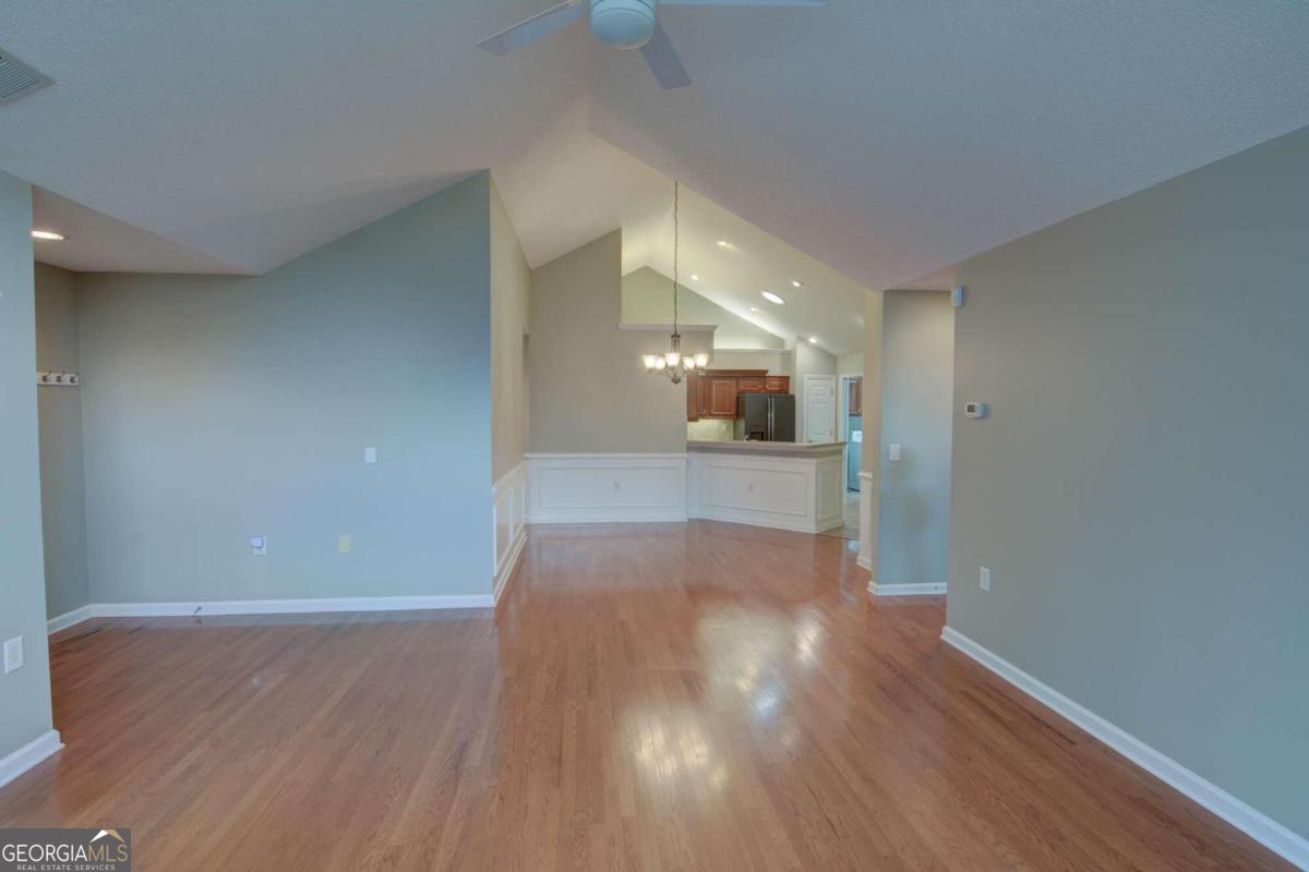 6107 Malloway Court # 6107 Property Photo 4