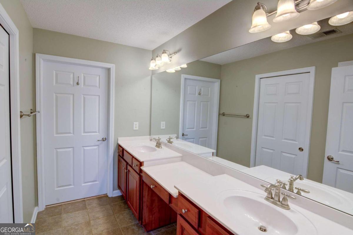 6107 Malloway Court # 6107 Property Photo 18