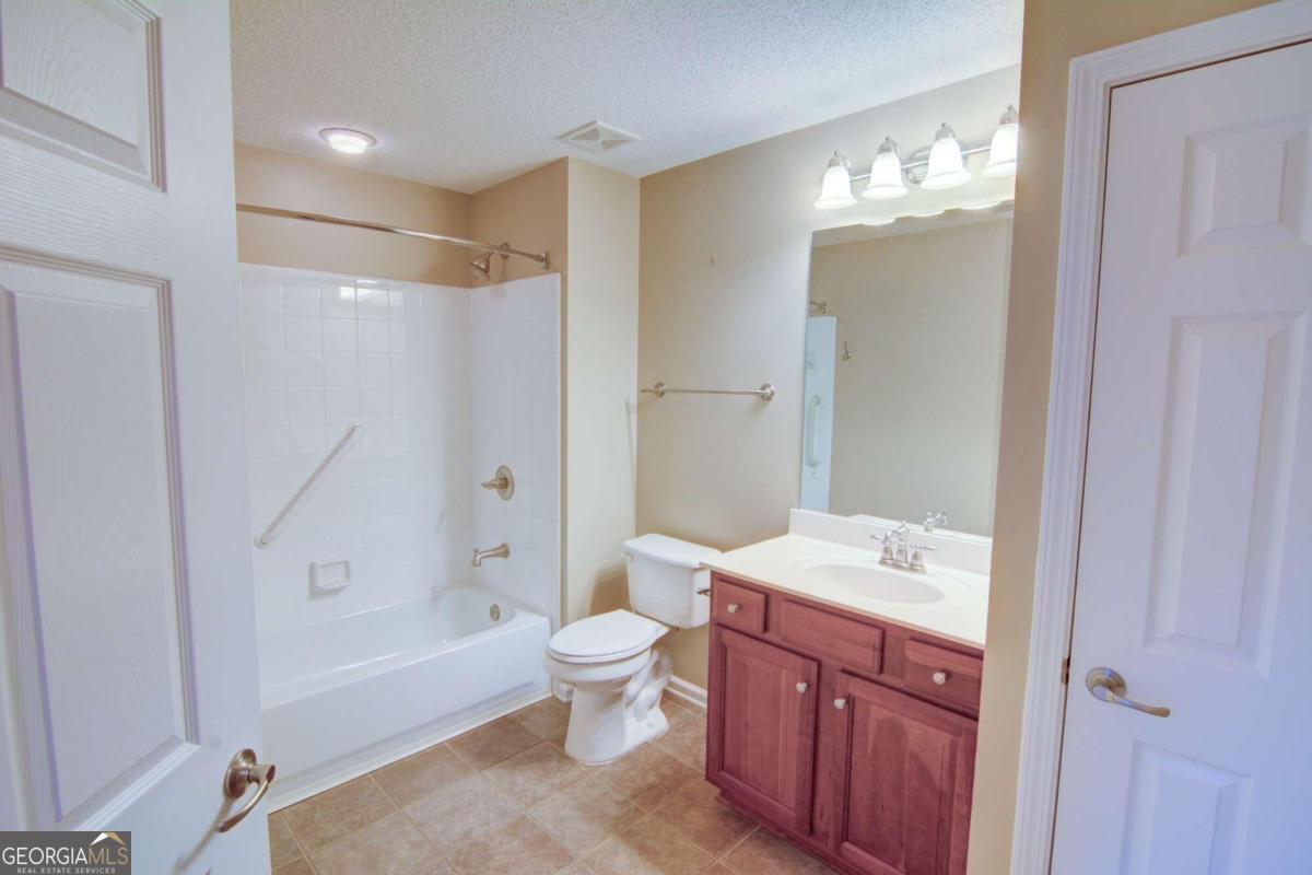 6107 Malloway Court # 6107 Property Photo 24
