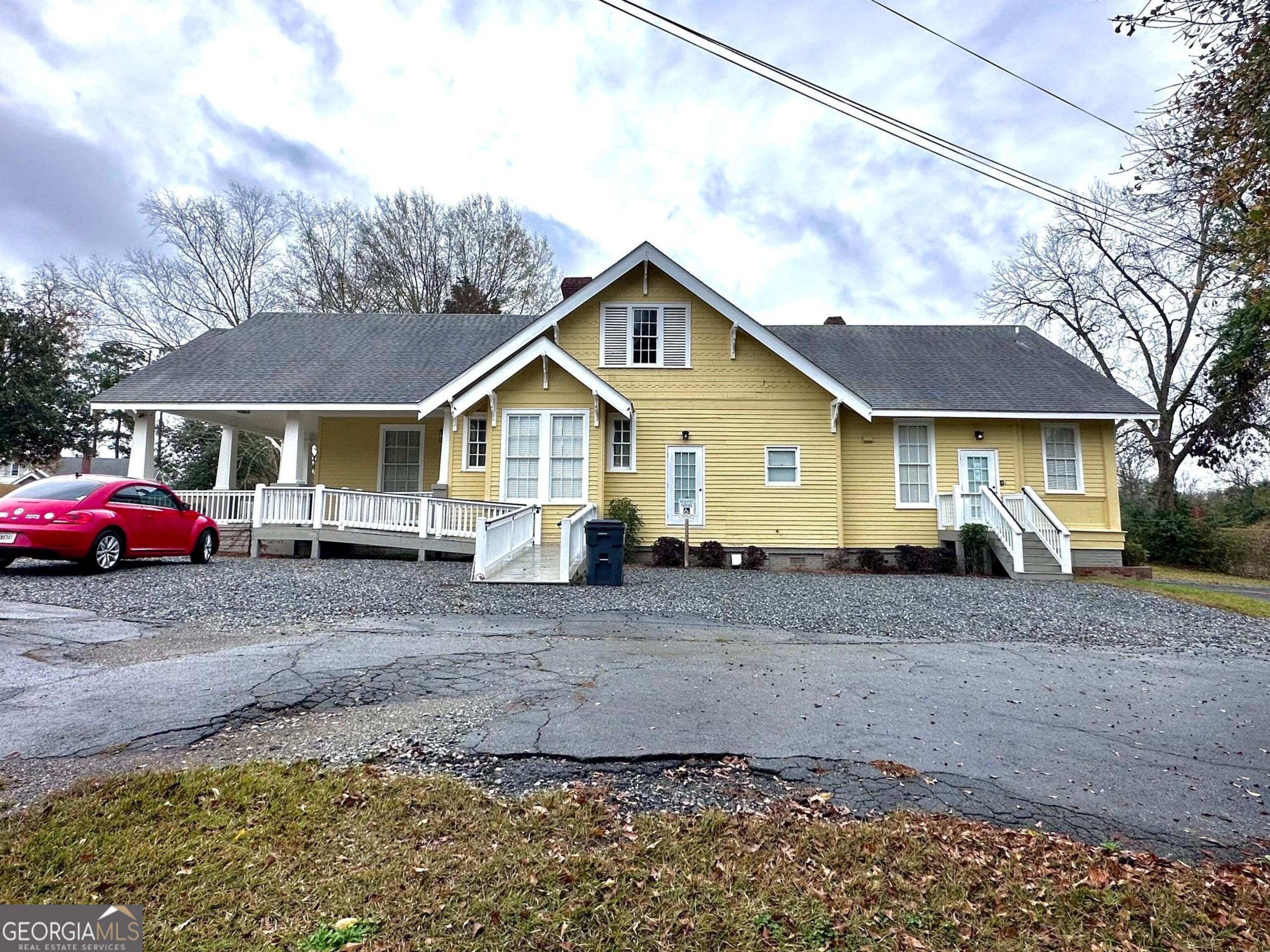 394 Broad Street Property Photo 29