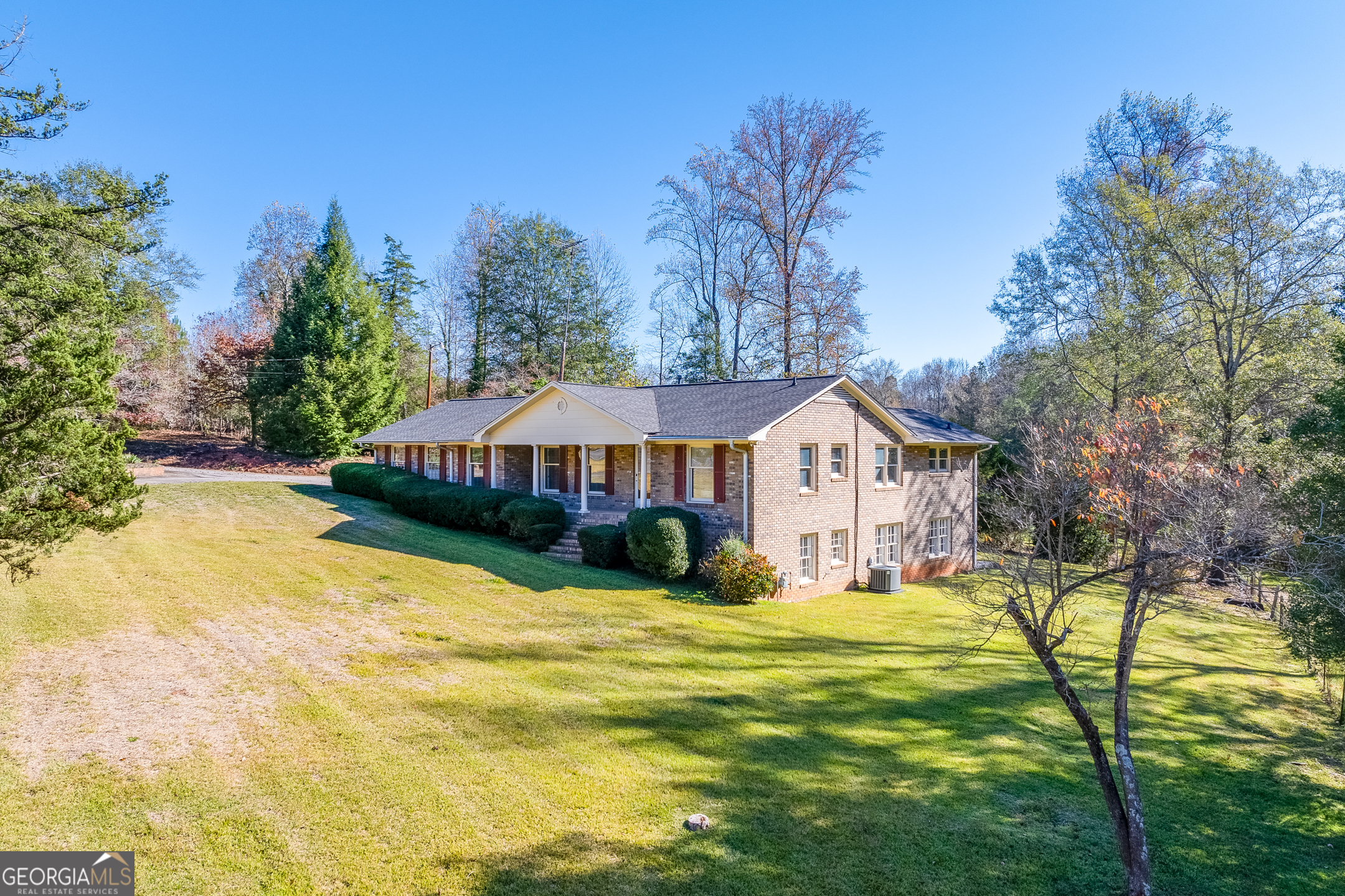 1174 Hospital Road Property Photo 2