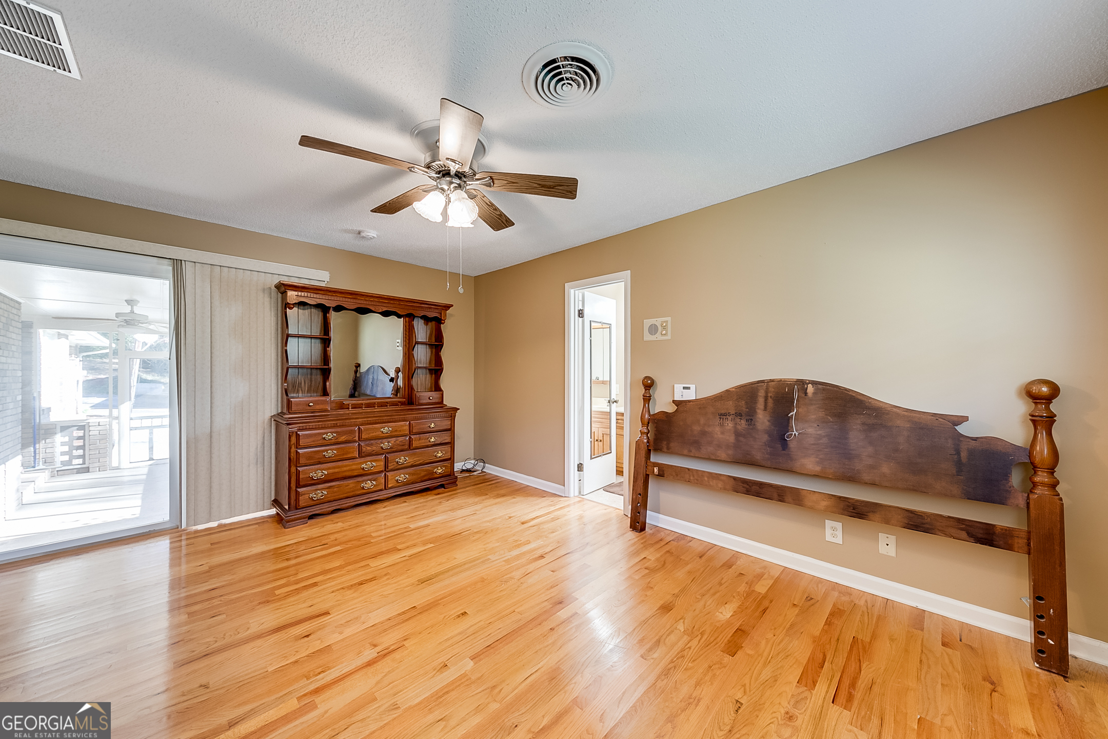 1174 Hospital Road Property Photo 13