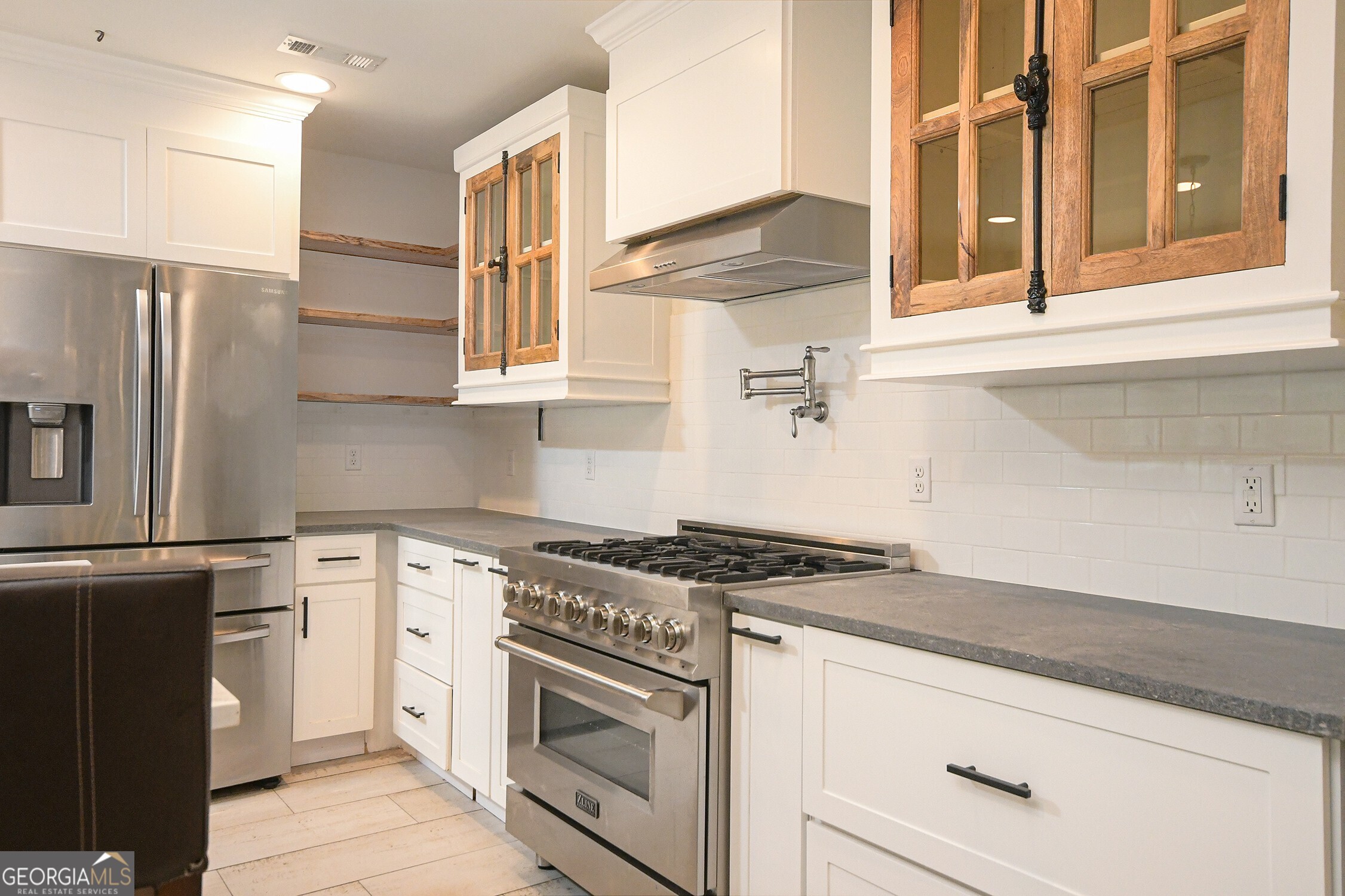 15585 Thompson Road Property Photo 14