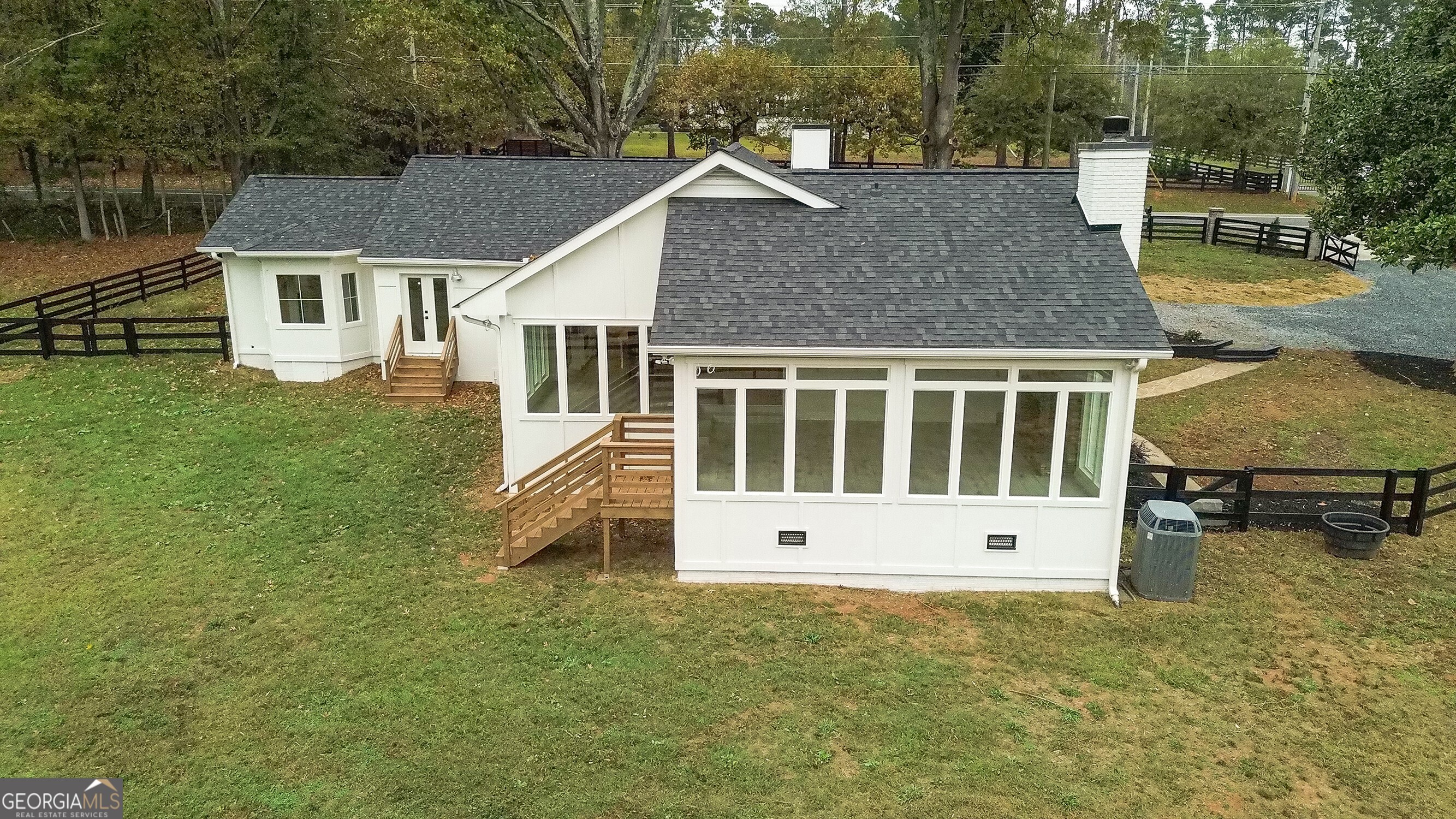 15585 Thompson Road Property Photo 39