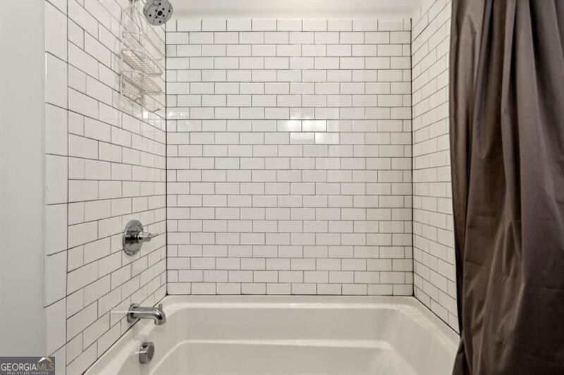 1225 Chelsea Circle Nw Property Photo 8