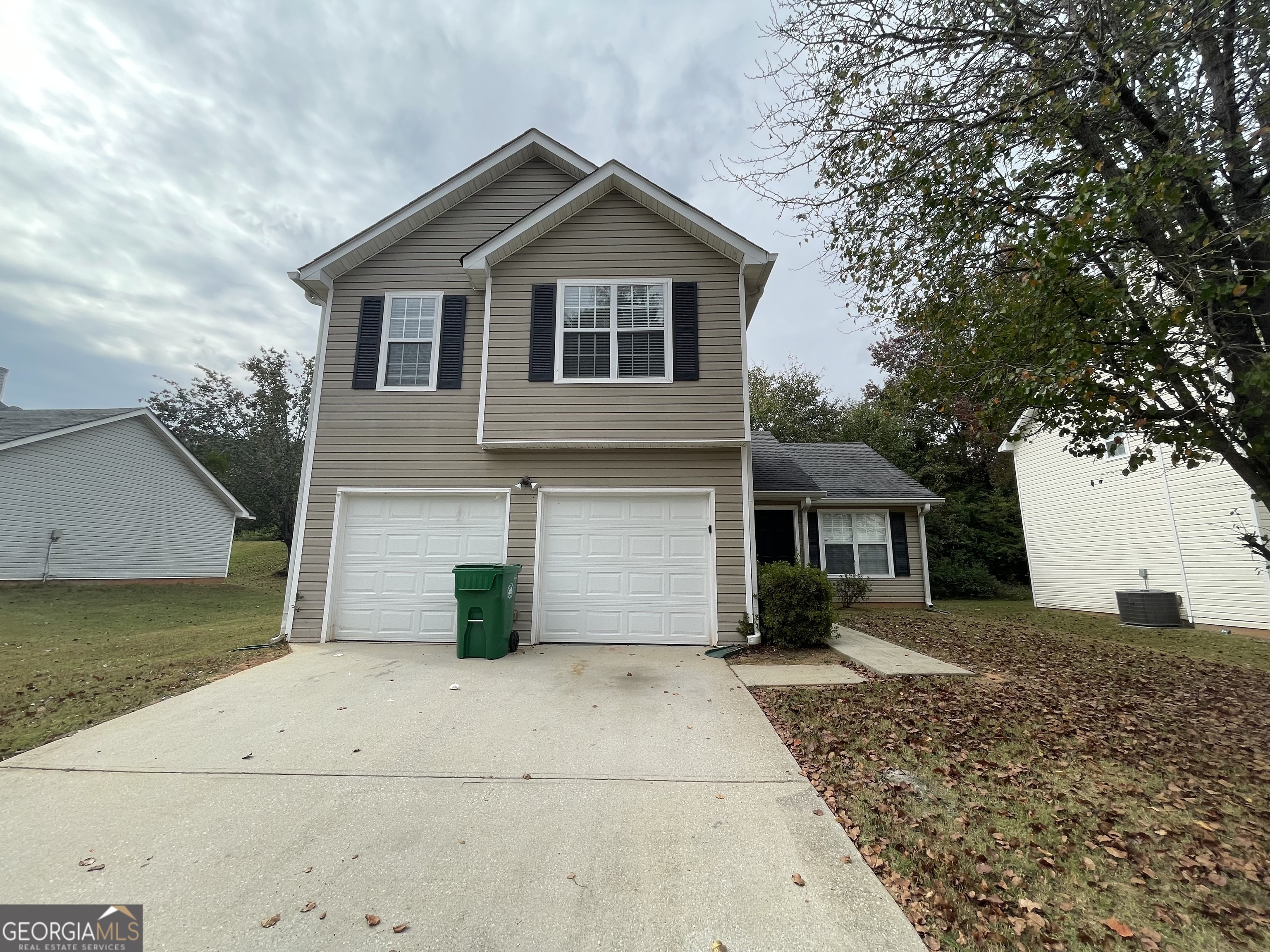 3063 Stonebridge Creek Drive Property Photo 1