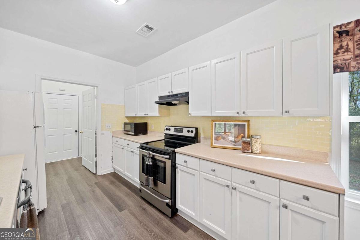 46 Valley View Drive Nw Property Photo 9