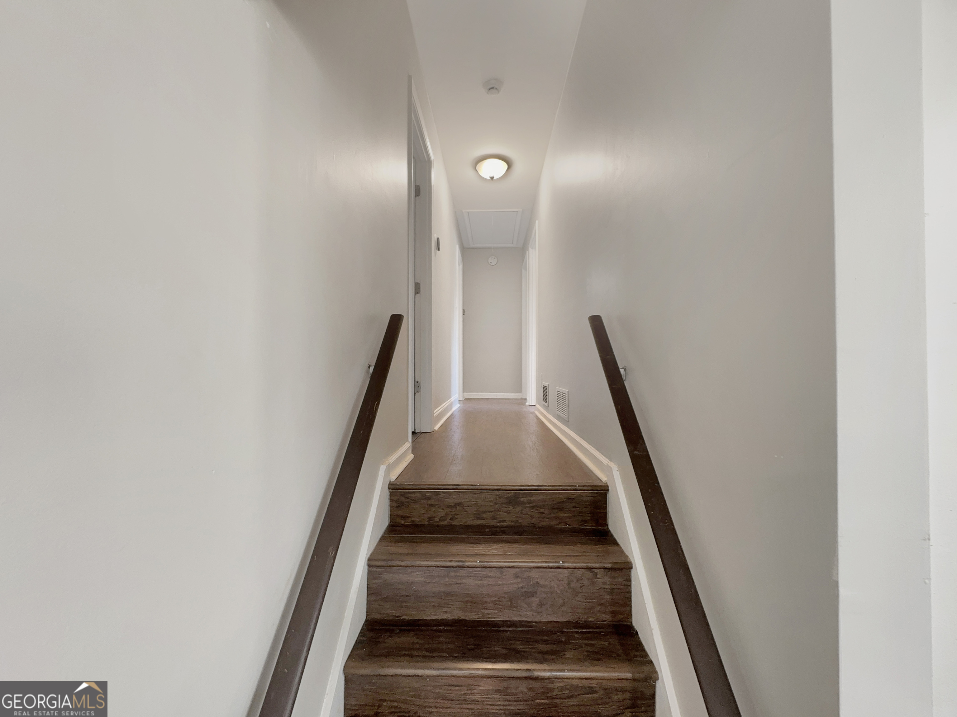 1672 Scufflegrit Road Property Photo 13
