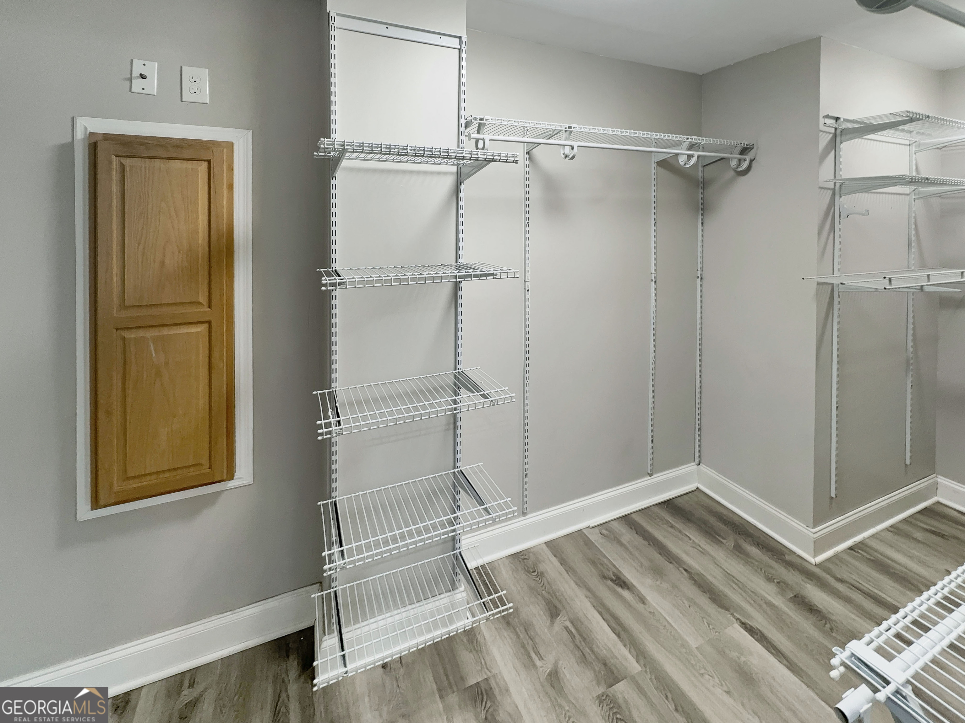 1672 Scufflegrit Road Property Photo 17