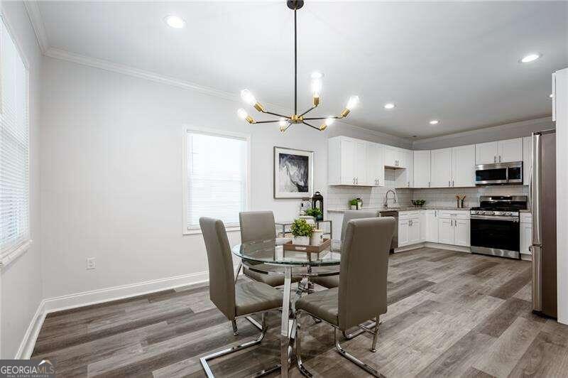 872 Beryl Street Sw Property Photo 3