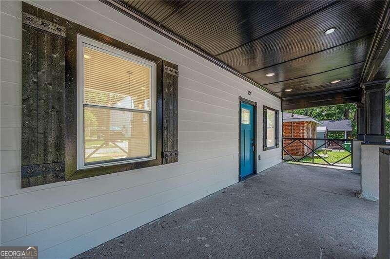 872 Beryl Street Sw Property Photo 10