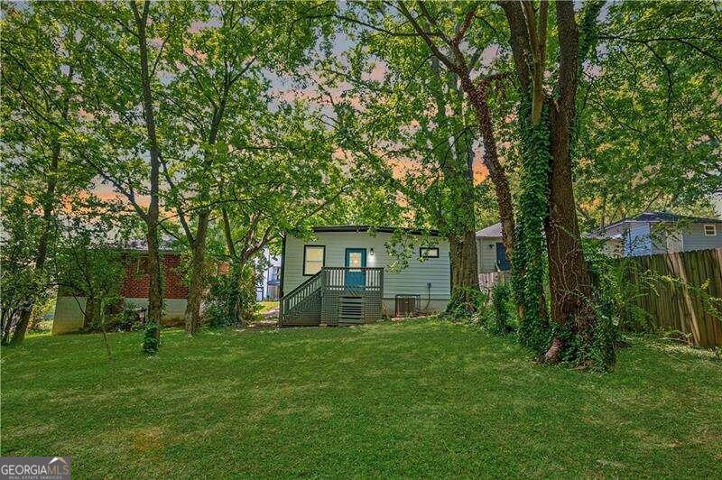 872 Beryl Street Sw Property Photo 23