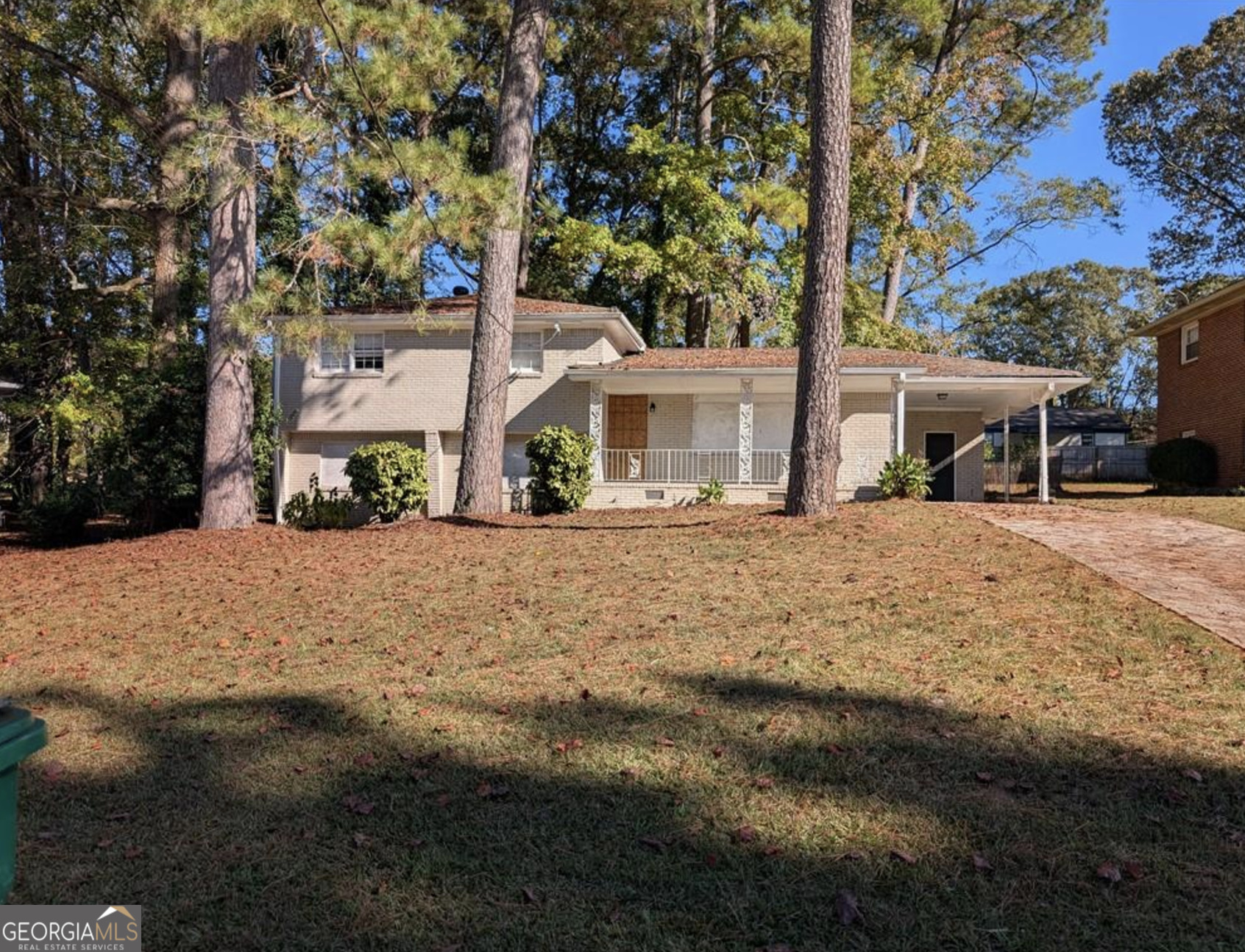 2352 Glendale Drive Property Photo 1