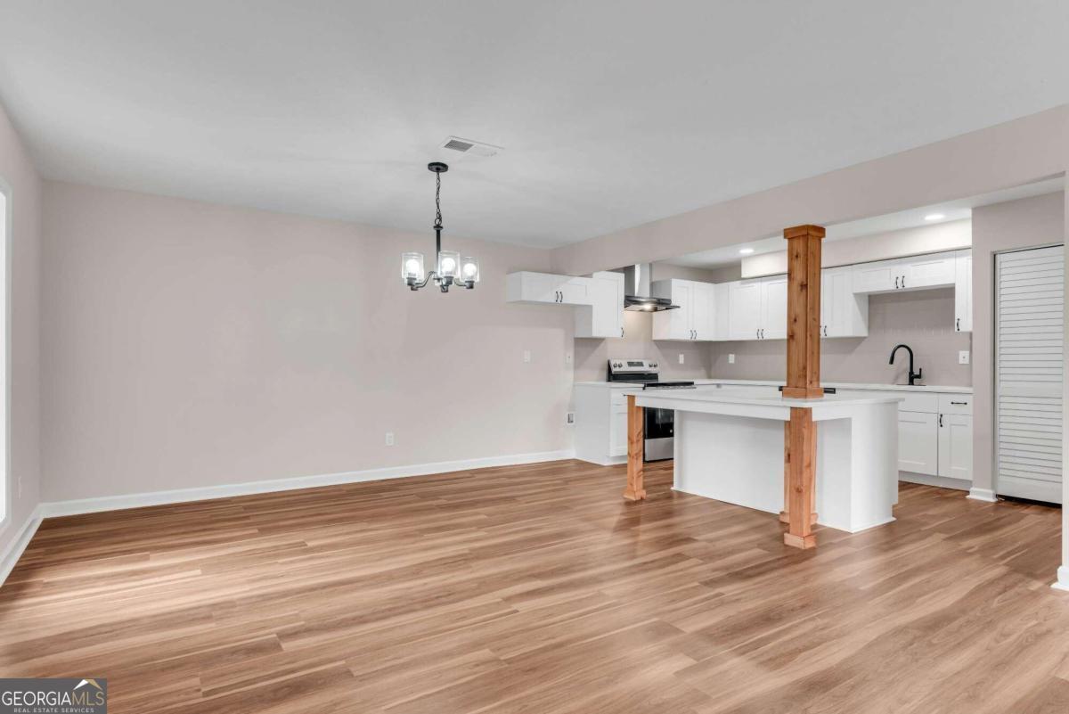 3091 Colonial Way # J3 Property Photo 9