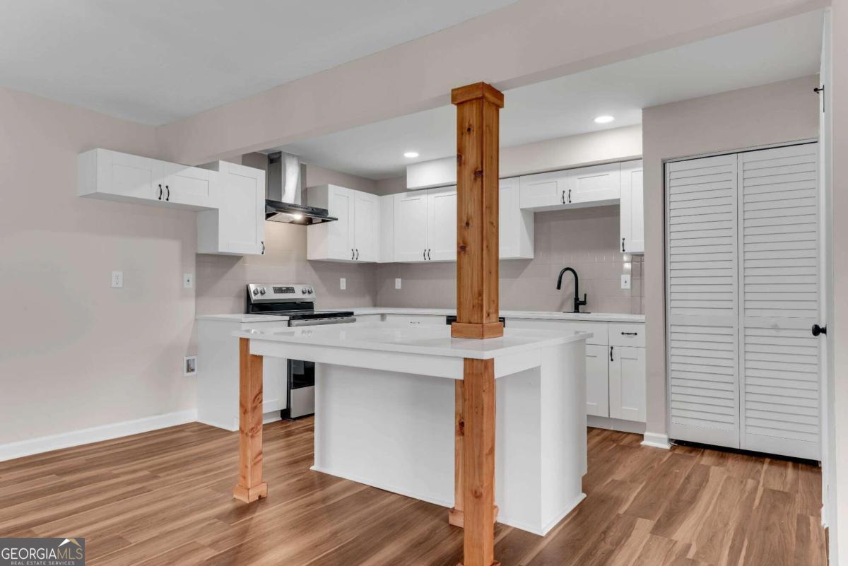 3091 Colonial Way # J3 Property Photo 11