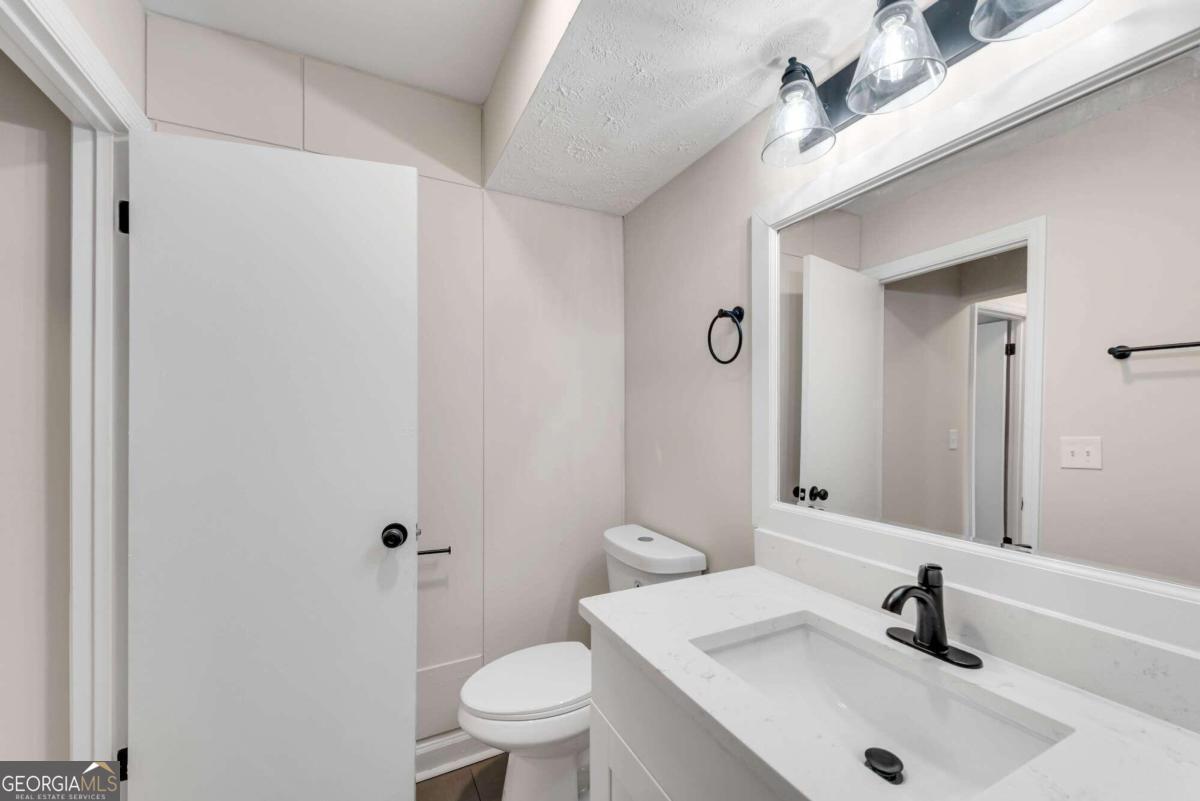 3091 Colonial Way # J3 Property Photo 34