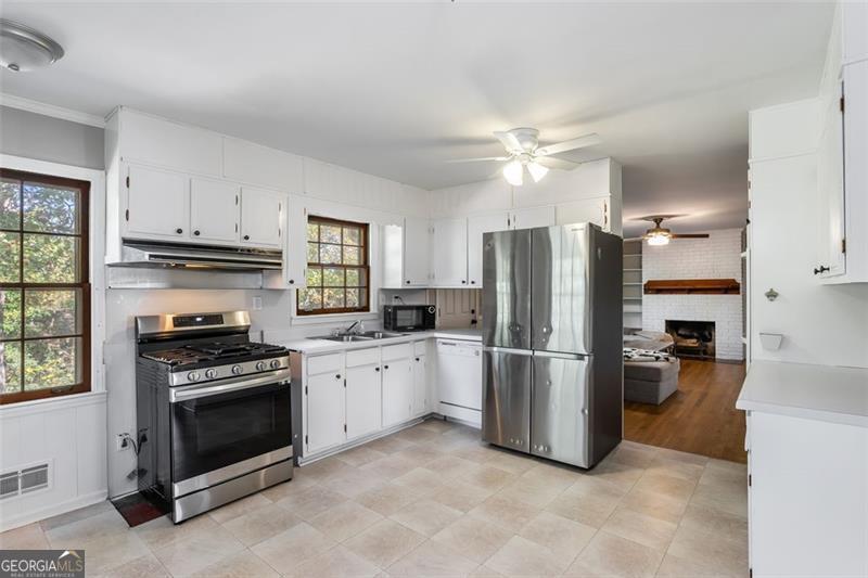 3766 Citation Drive Property Photo 10
