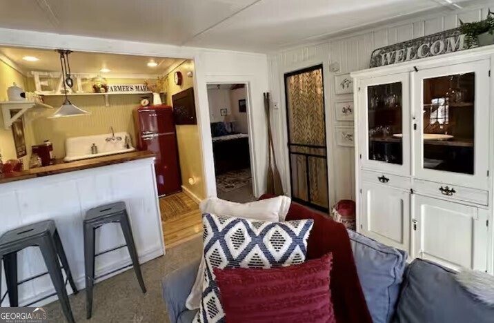 38 Atlanta Lane Property Photo 11