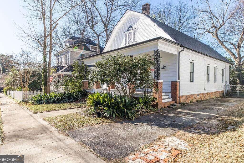 181 Cleveland Avenue Property Photo 5