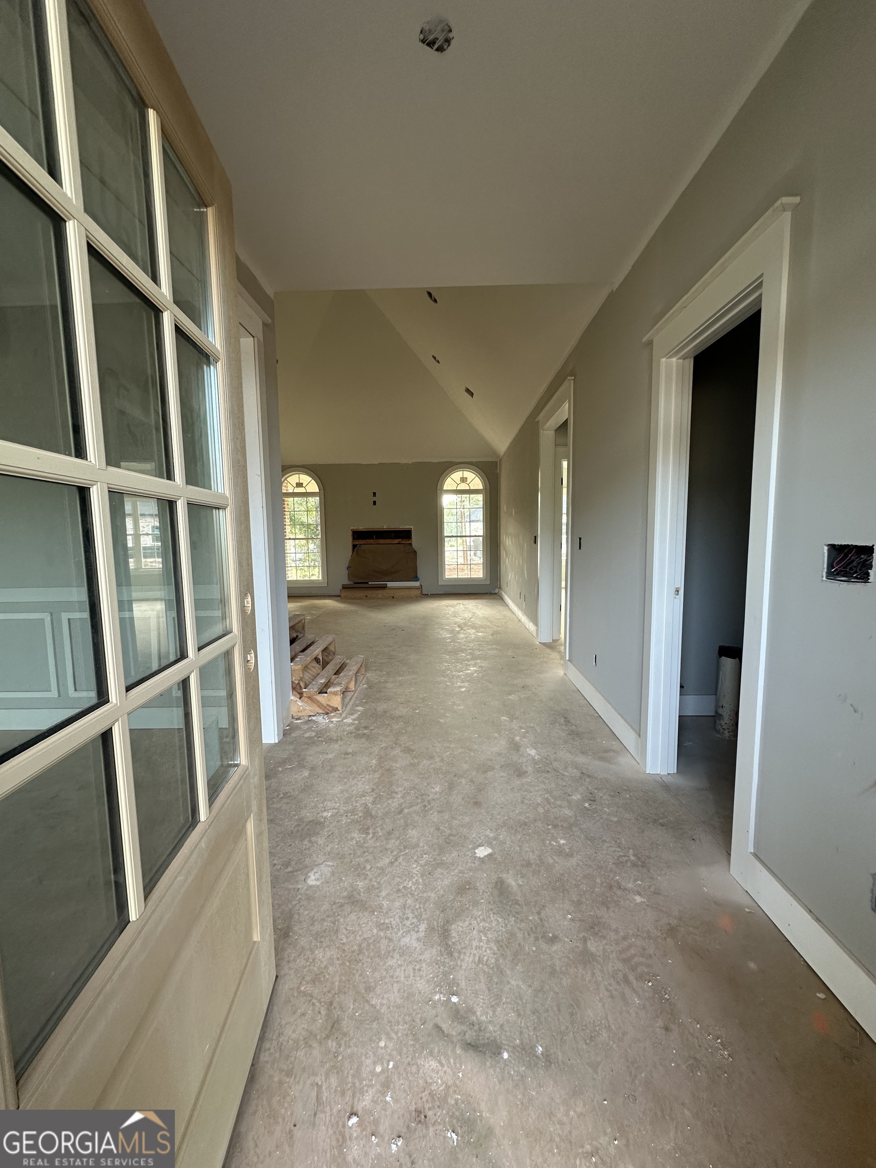 101 Misty Pond Court Property Photo 5