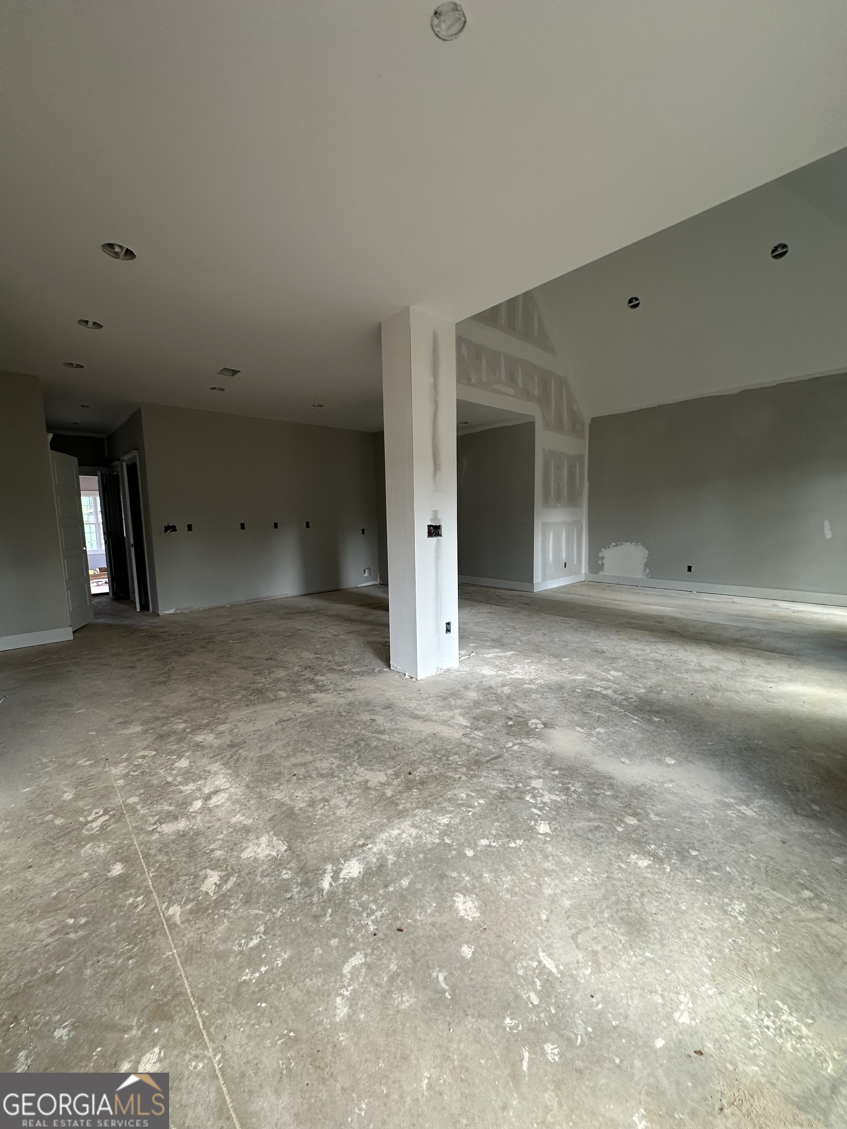 101 Misty Pond Court Property Photo 9