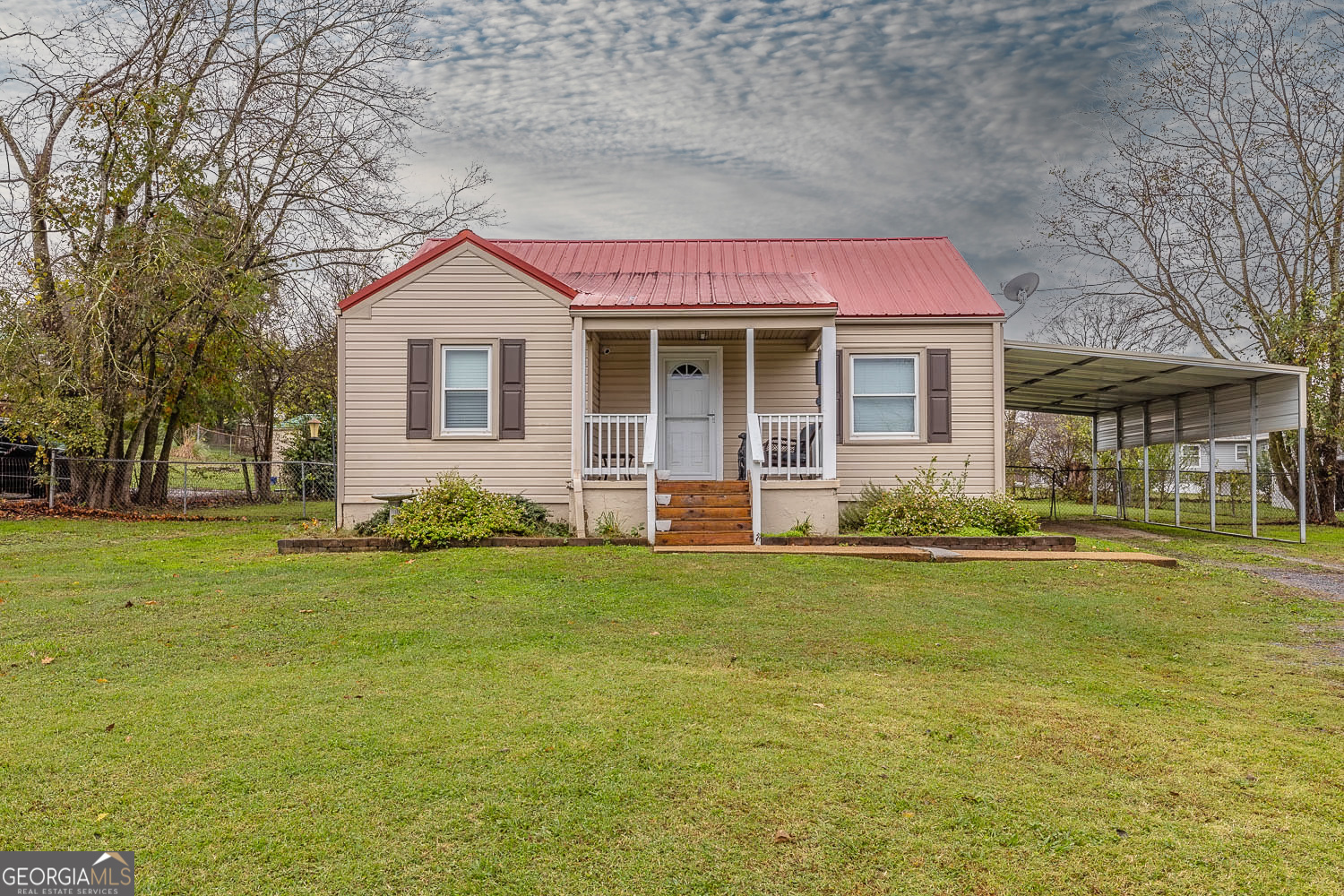 312 Forrest Road Property Photo