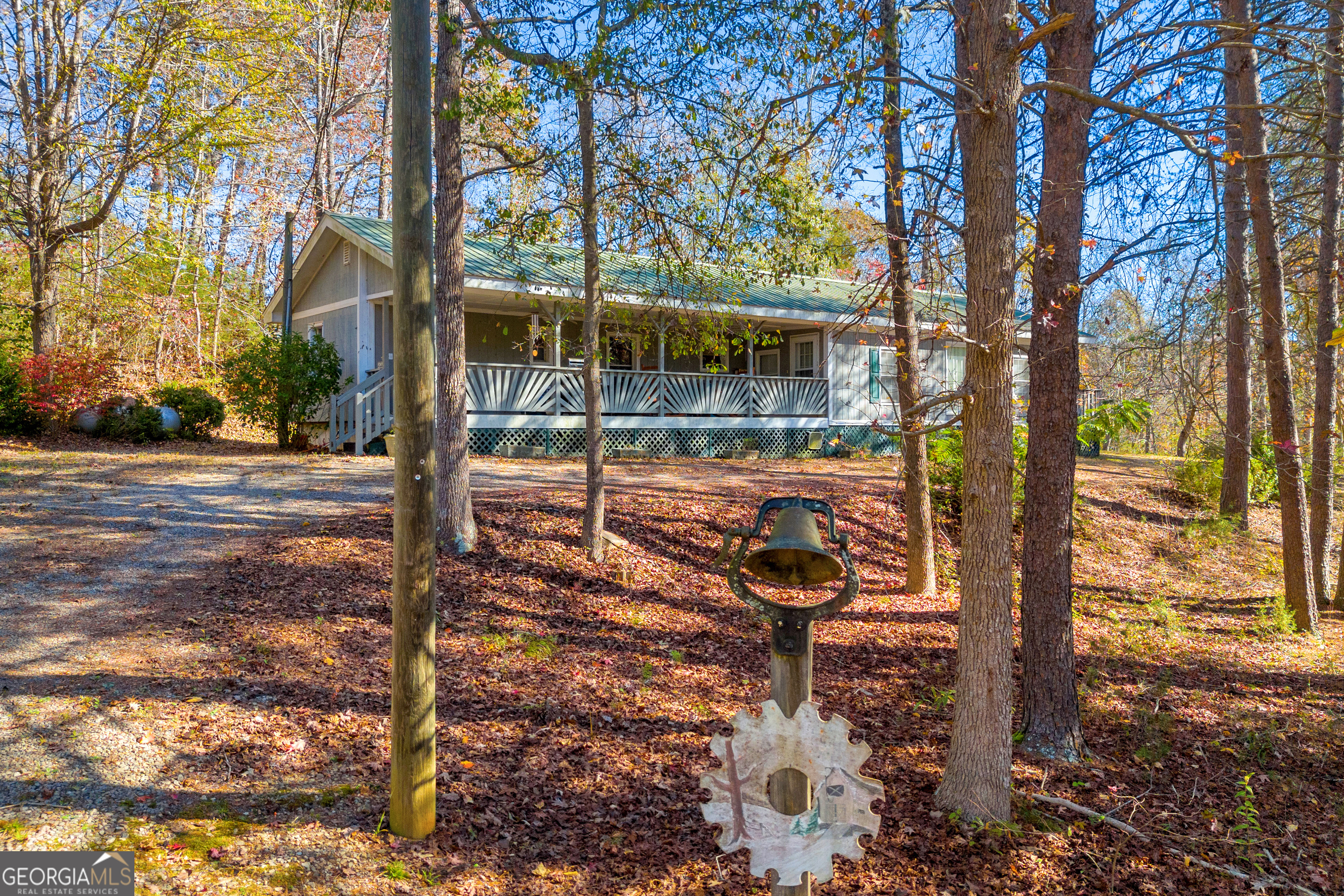 4520 Seymour Road Property Photo 1