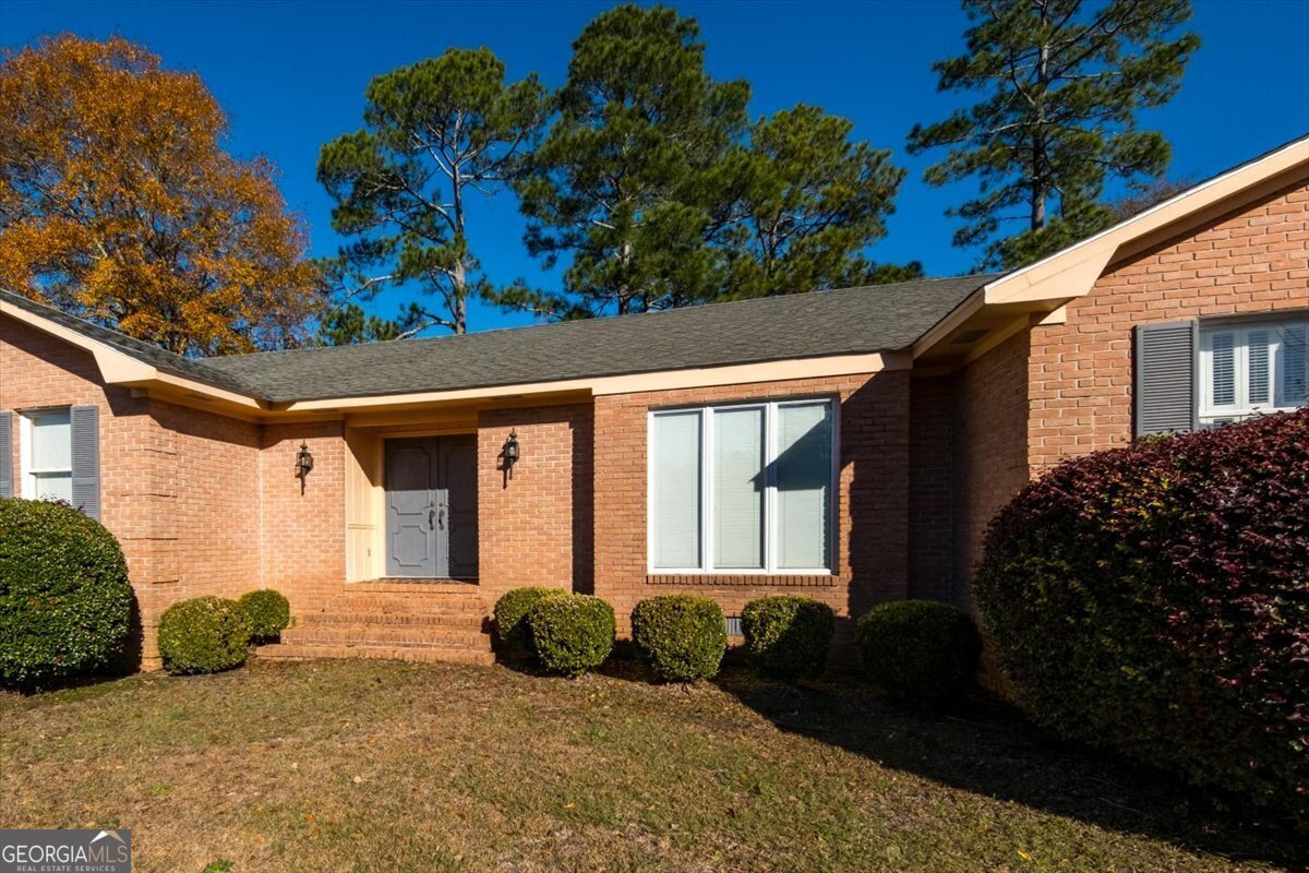220 Beverly Road Property Photo 6