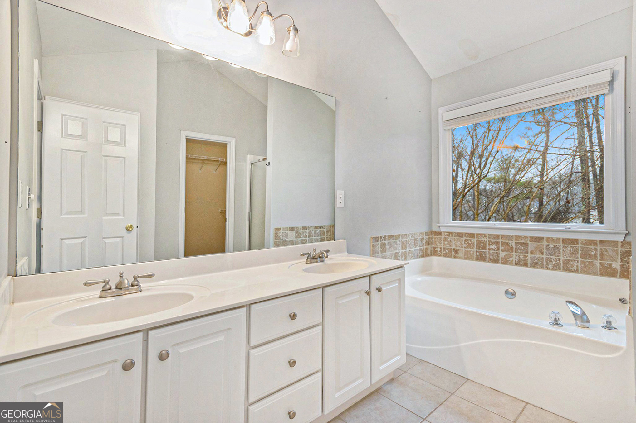 75 Crestview Drive Property Photo 20