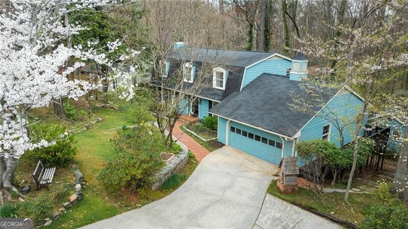 2548 Mercedes Drive Ne Property Photo 1
