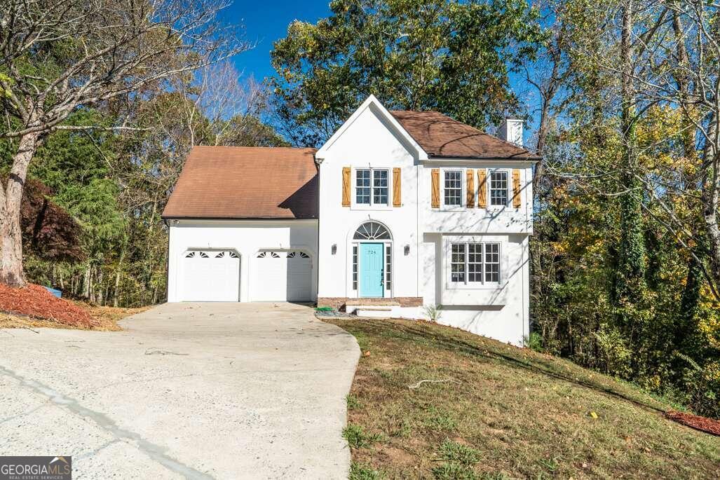 724 Helga Drive Ne Property Photo 2