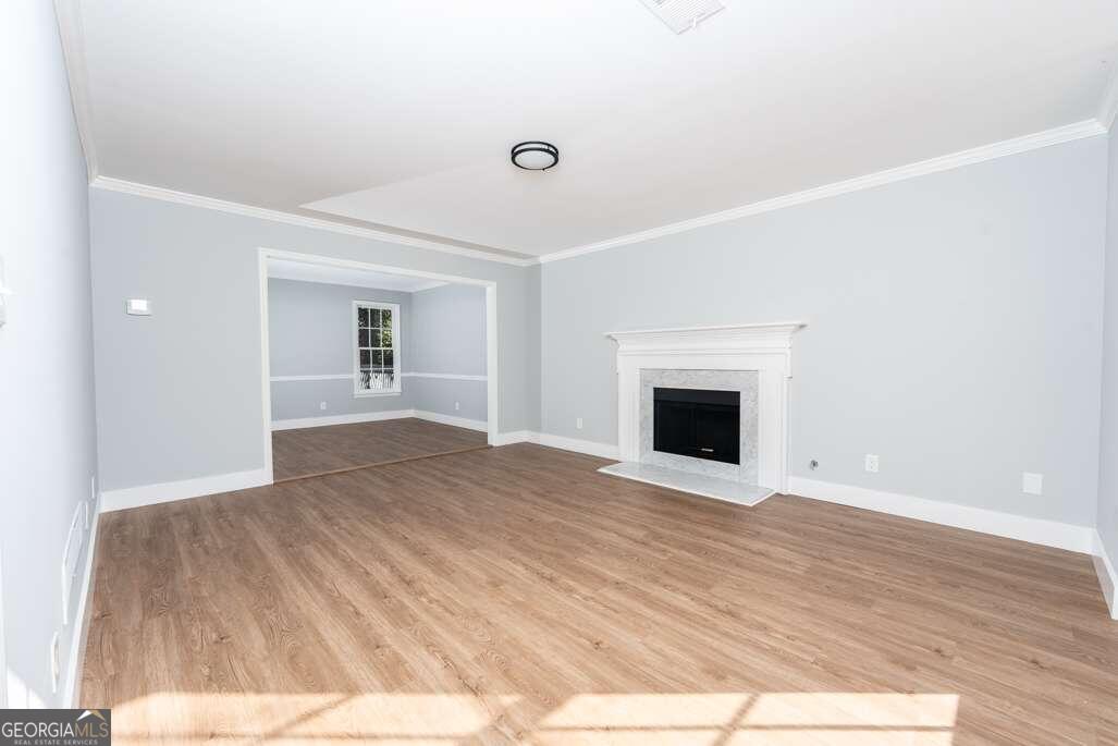 724 Helga Drive Ne Property Photo 12