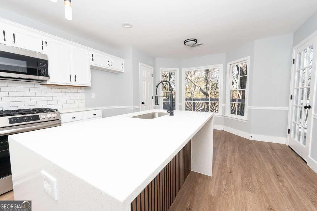 724 Helga Drive Ne Property Photo 17
