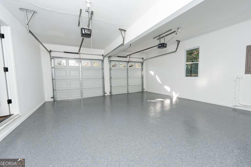 724 Helga Drive Ne Property Photo 18
