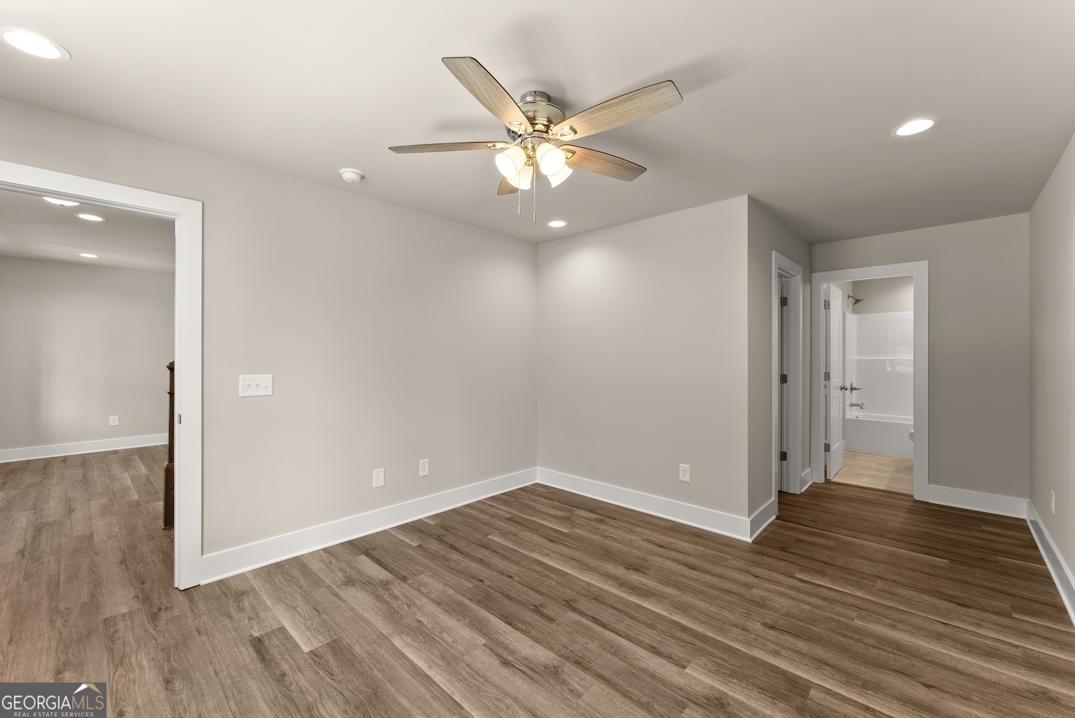 6385 Akins Way Property Photo 15