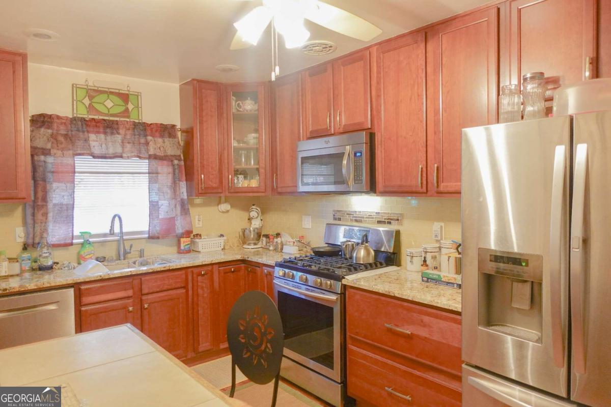 2530 N Bryan Circle Property Photo 9