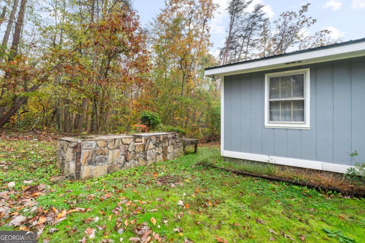 6053 Henderson Mountain Road Property Photo 13